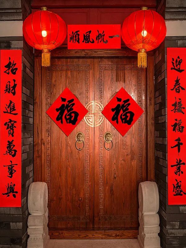 為什么每年春節(jié)都要貼春聯(lián)呢？